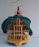 Клетка для птиц бамбуковая.